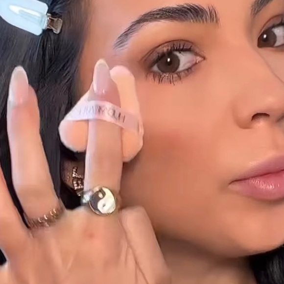 Black & white enamel yin & yang ring ☯️ - Picture 3 of 3